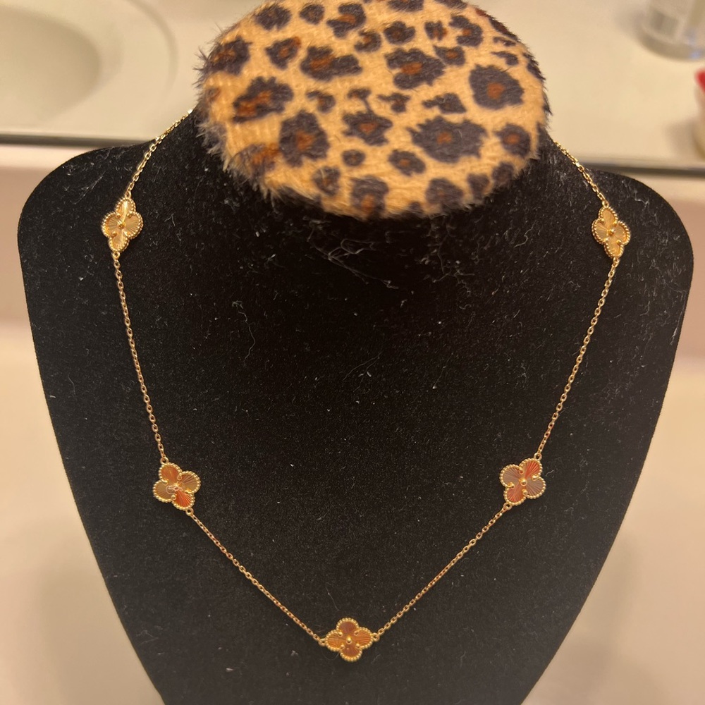 18kt Real Gold Clover Necklace - image 1